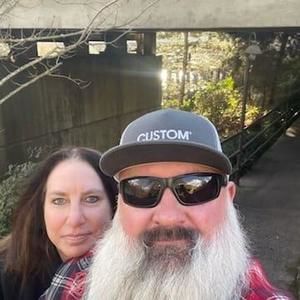 Meet your Posher, Holly